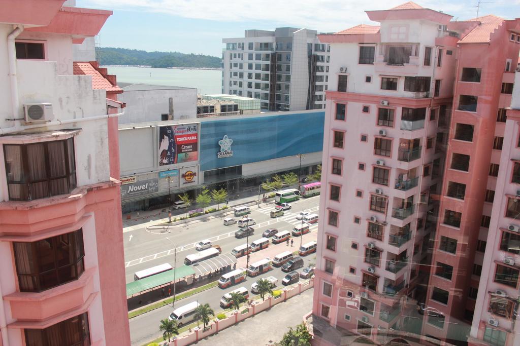 Marina Court Kk City Homestay Kota Kinabalu Luaran gambar